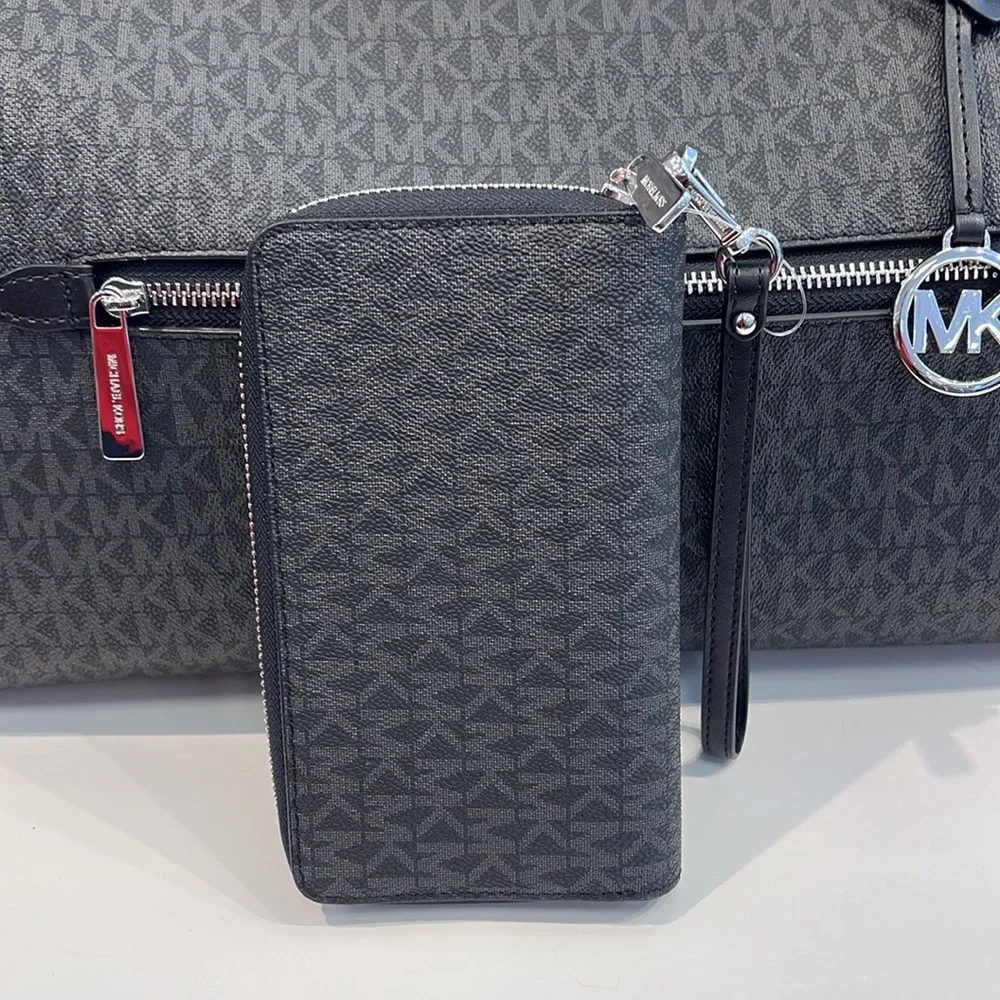 Michael Kors MK Signature Large Flat Multi-Function Phone Case Wallet Wristlet